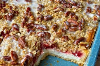 CRESCENT CHERRY CHEESECAKE BARS – The Southern Girl Cooks
