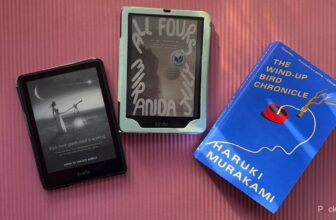 Why I hold my Kindle in airplane mode (and you need to too)